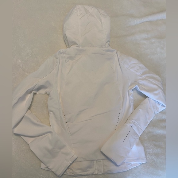 BRAND NEW Lululemon Push Your Pace Jacket - Picture 11 of 11